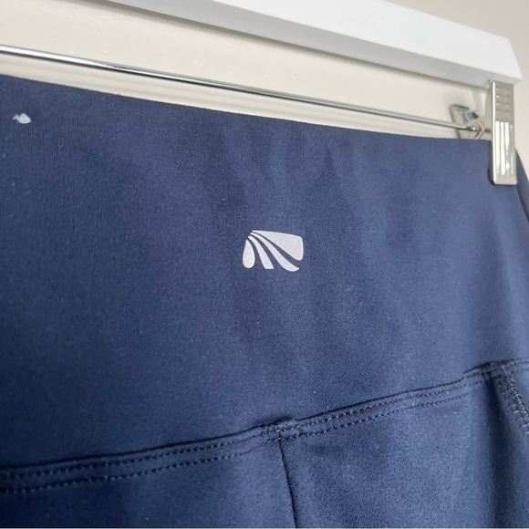 Fabletics Women's Mid Rise Leggings with Pockets Navy Blue Size XS - Picture 8 of 8